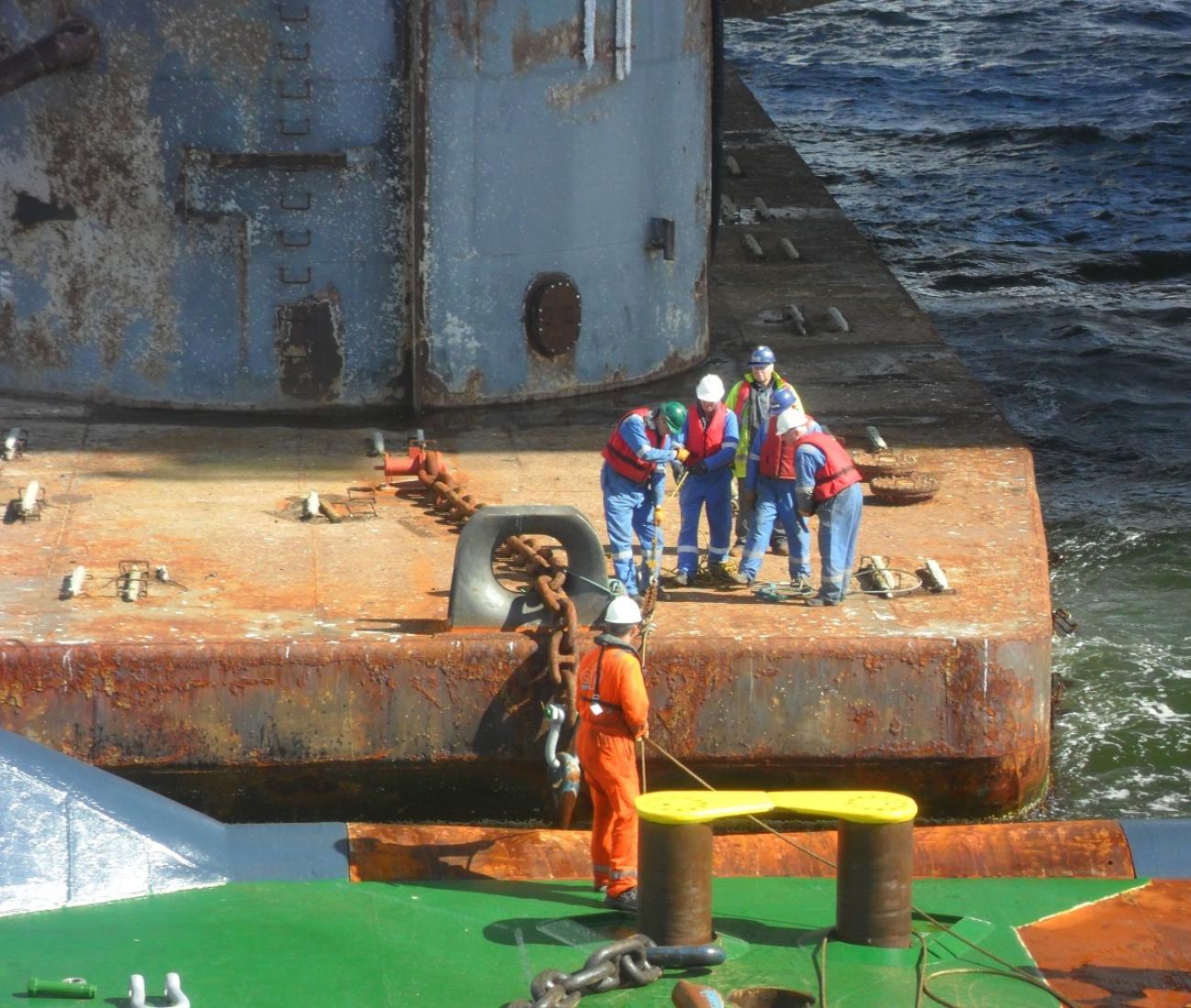 ALP-Winger_SSDR-JW-McLean-connecting-Man-on-deck.JPG