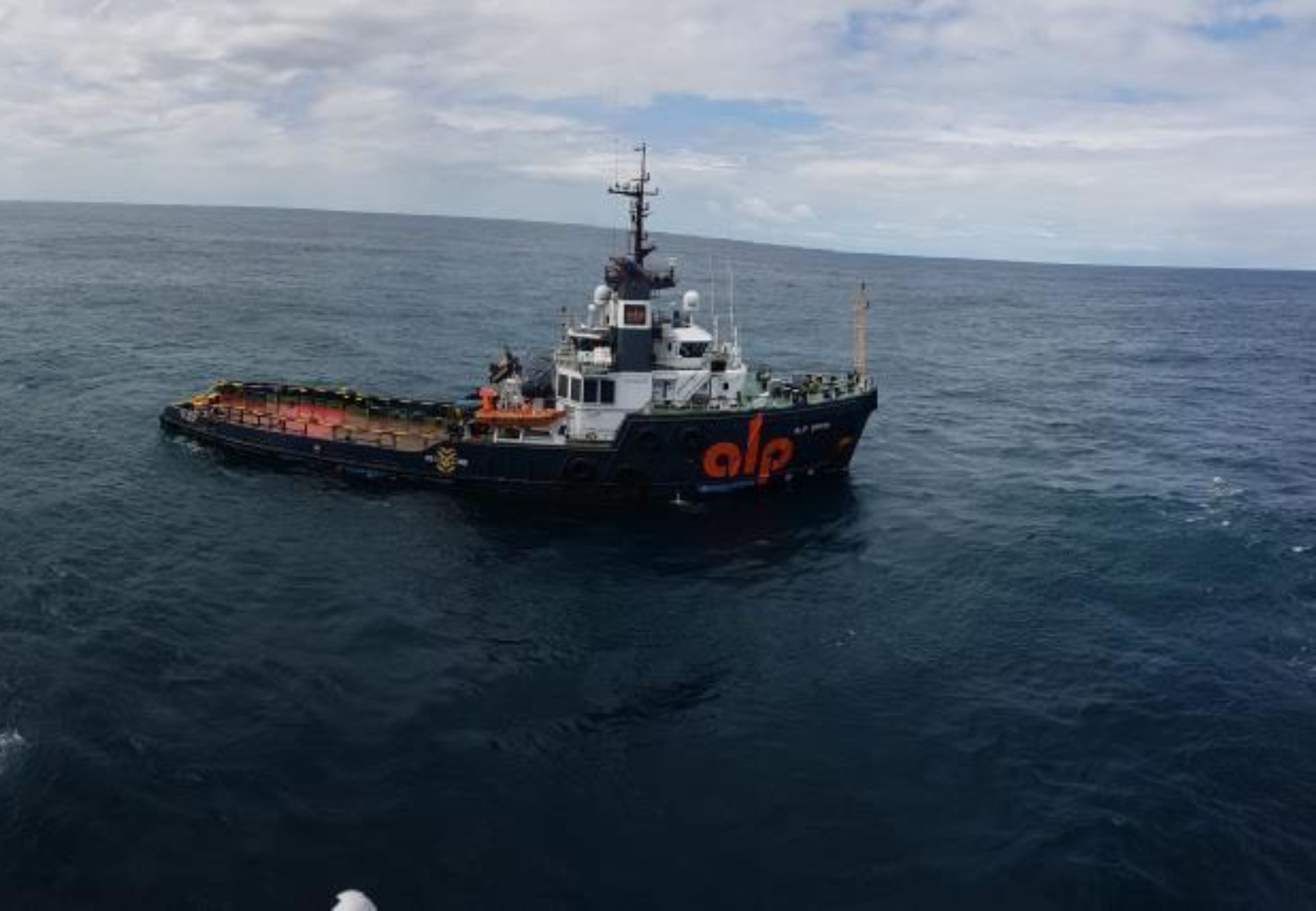 Alp Centre Towage Of Mcdermott Barge Intermac 650