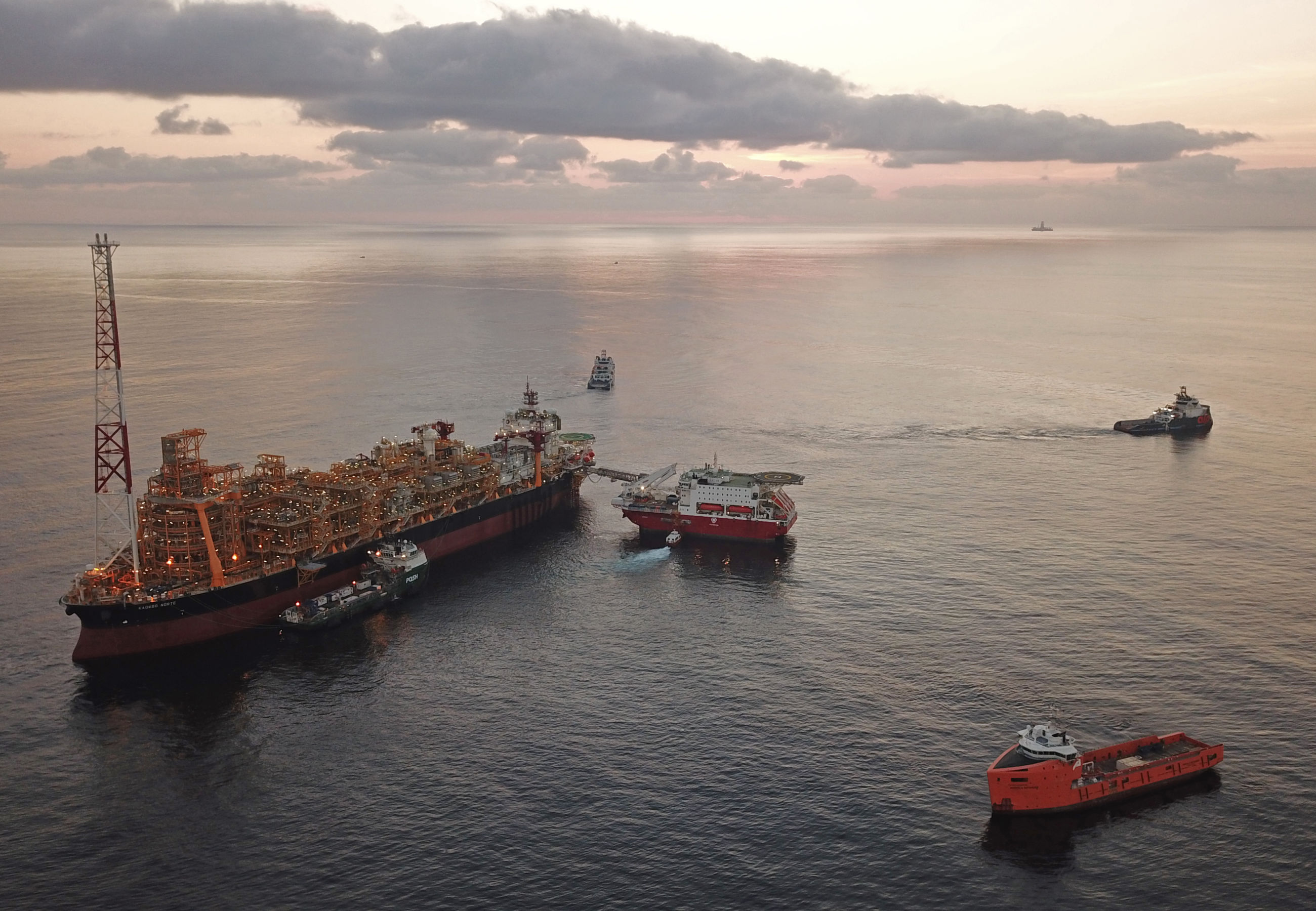 ALP Striker-Sweeper-Kaombo FPSO station keeping